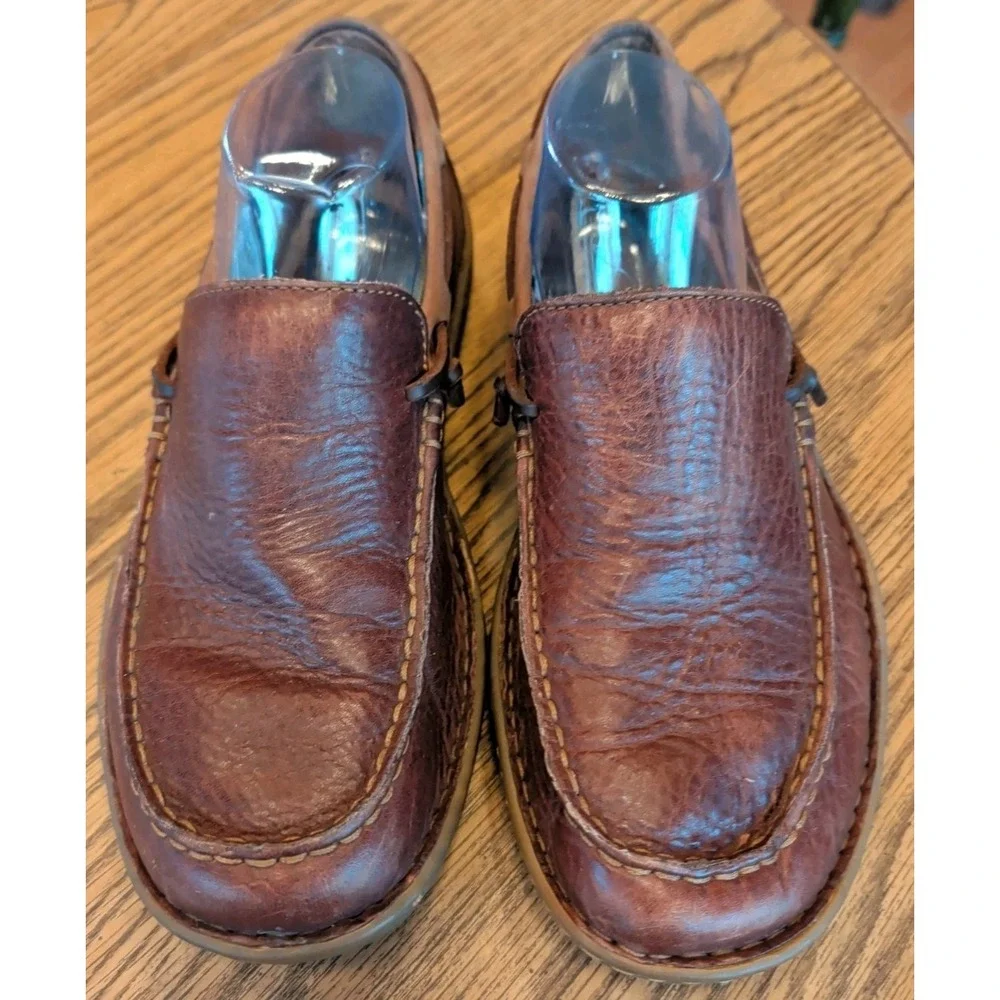 Born Loafers Men's Size 9 W Two Tone Brown Leather Slip On Shoes Casual Comfort